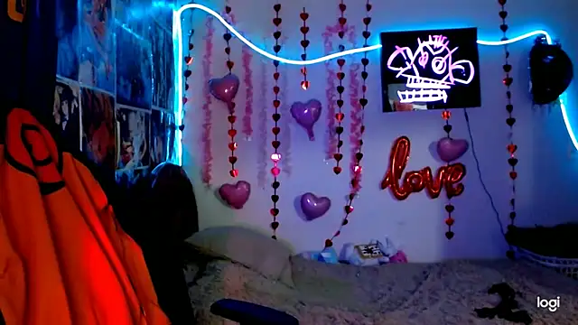 Snapshot of JINX_26 chatting on April 6, 3:04 am JINX 26 online show from April 6, 3:04 am