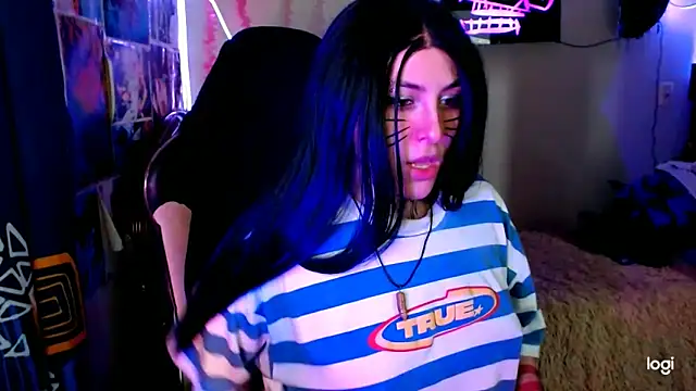 Snapshot of JINX_26 chatting on May 14, 3:35 am JINX 26 online show from May 14, 3:35 am