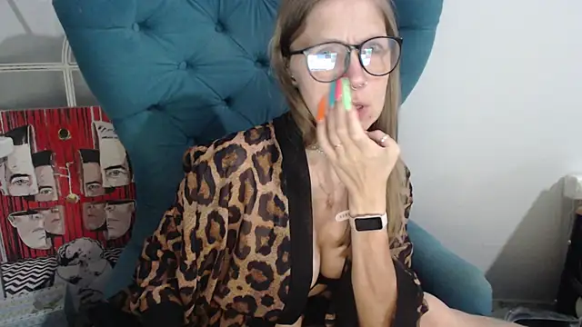 alexandra zaryanova online show from September 24, 6:00 pm