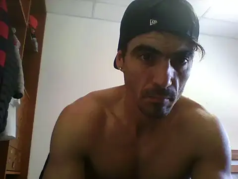 Snapshot of Luckyan10 chatting on November 14, 12:37 pm Luckyan10 online show from November 14, 12:37 pm