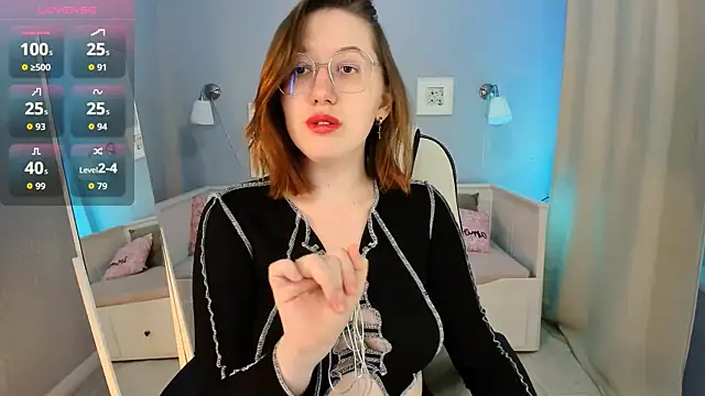 Charmy Gracy online show from October 11, 11:20 am