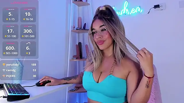 andrea lopezz  online show from February 12, 3:40 am