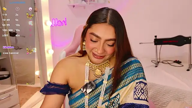 Snapshot of ashalisha chatting on June 19, 1:59 pm ashalisha online show from June 19, 1:59 pm