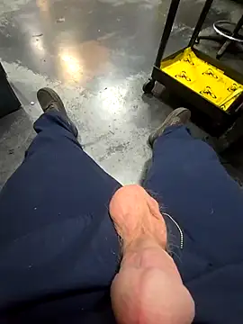 Snapshot of WhiteMeat069 chatting on March 18, 5:52 am WhiteMeat069 online show from March 18, 5:52 am