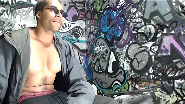 Snapshot of Justin_Frank chatting on December 30, 4:19 pm Justin Frank online show from December 30, 4:19 pm