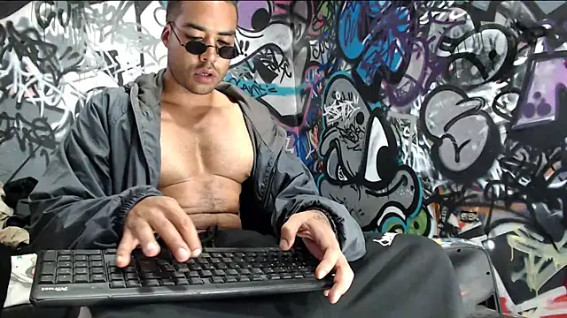 Snapshot of Justin_Frank chatting on January 11, 4:36 pm Justin Frank online show from January 11, 4:36 pm