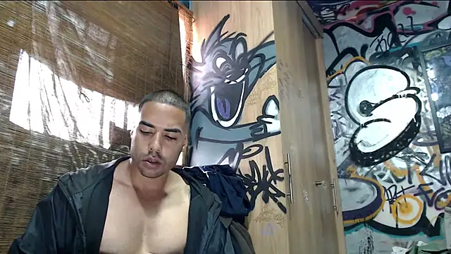 Justin Frank online show from May 4, 9:00 pm