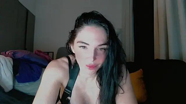 Snapshot of BlakeBexley chatting on November 28, 2:25 am BlakeBexley online show from November 28, 2:25 am