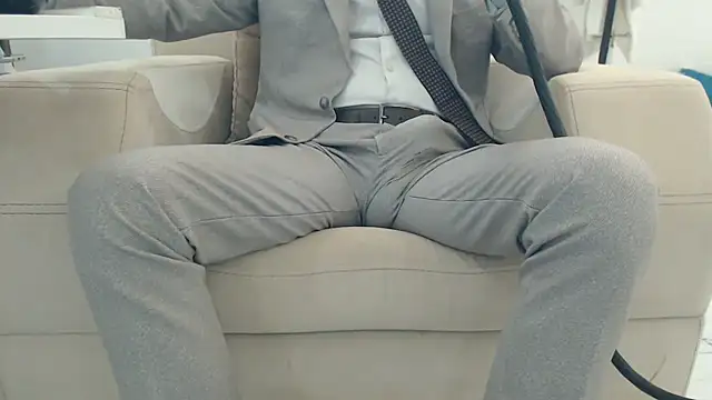 masterxmonster online show from October 26, 8:15 pm