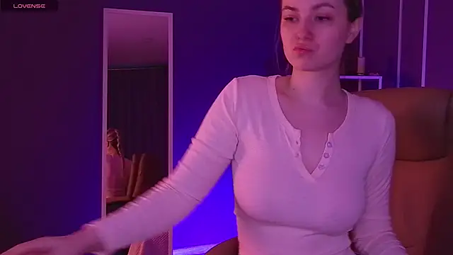 elinanortas online show from March 17, 1:14 am