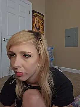 AmethystFoxx online show from May 20, 6:36 pm