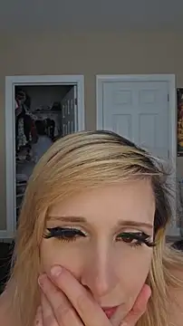AmethystFoxx online show from July 27, 3:41 pm