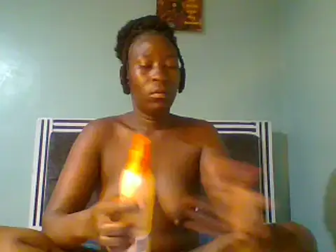 blackcuteebony online show from March 12, 7:24 am