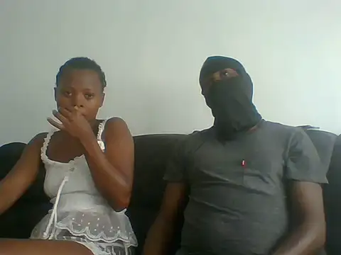 Snapshot of Africanmandk chatting on June 12, 7:51 am Africanmandk online show from June 12, 7:51 am