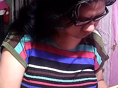 sweetsosie18 online show from February 21, 7:12 am