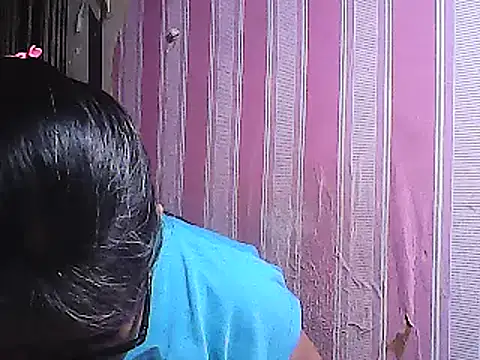 sweetsosie18 online show from February 23, 9:33 am