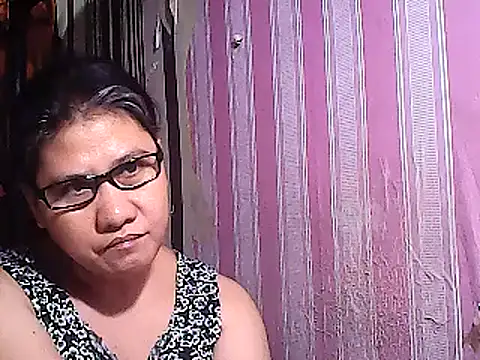 sweetsosie18 online show from February 25, 11:30 am