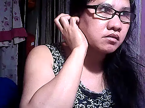 sweetsosie18 online show from February 25, 8:41 pm