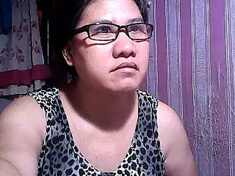 sweetsosie18 online show from March 2, 3:02 am