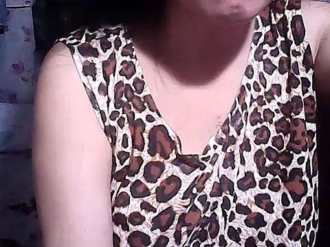 Snapshot of sweetsosie18 chatting on September 23, 10:02 pm sweetsosie18 online show from September 23, 10:02 pm