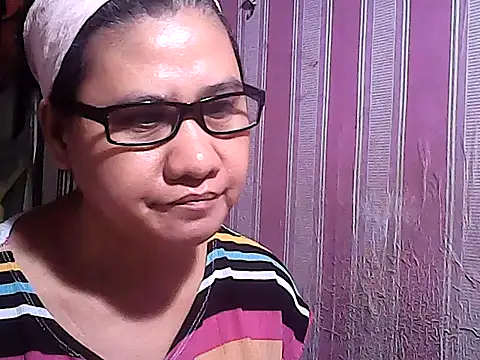 Snapshot of sweetsosie18 chatting on September 26, 2:59 am sweetsosie18 online show from September 26, 2:59 am