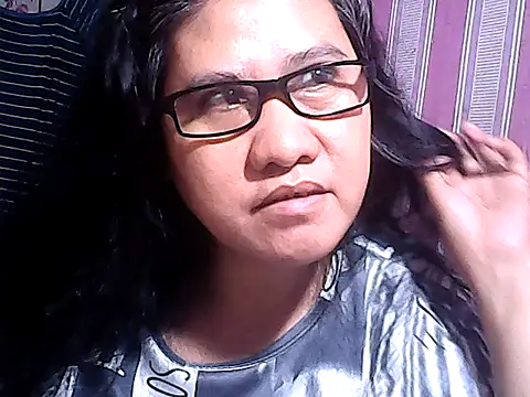 Snapshot of sweetsosie18 chatting on October 9, 12:41 am sweetsosie18 online show from October 9, 12:41 am