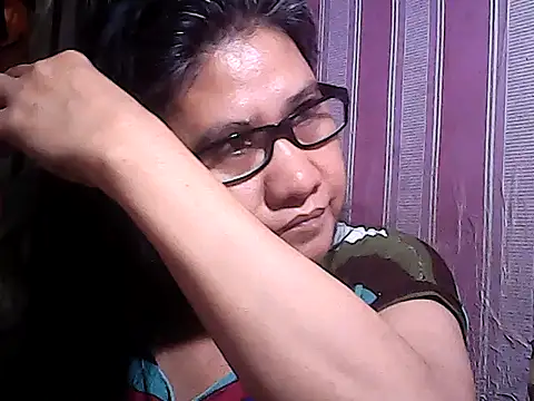 Snapshot of sweetsosie18 chatting on October 20, 3:29 am sweetsosie18 online show from October 20, 3:29 am