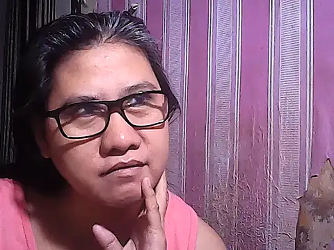 sweetsosie18 online show from November 23, 11:37 pm