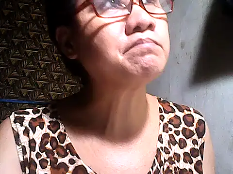 sweetsosie18 online show from June 11, 3:54 pm