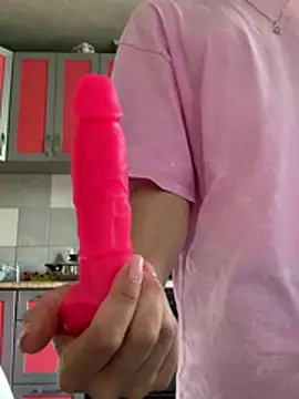Snapshot of SeducingYoghourt chatting on June 6, 1:27 pm SeducingYoghourt online show from June 6, 1:27 pm