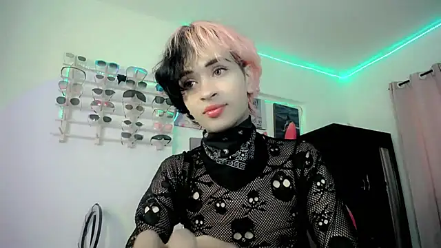 Sweet Jack1 online show from December 27, 9:00 pm