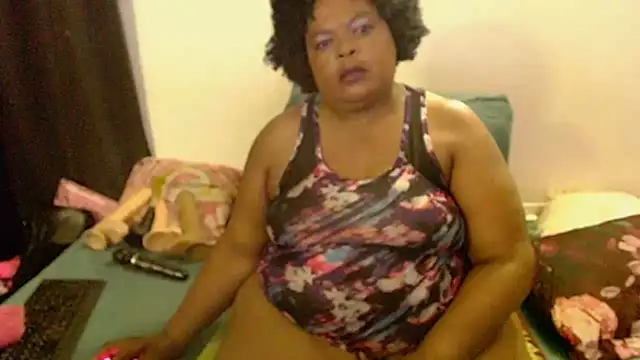 MatureBootyBabe4Uxx online show from December 20, 2:07 am