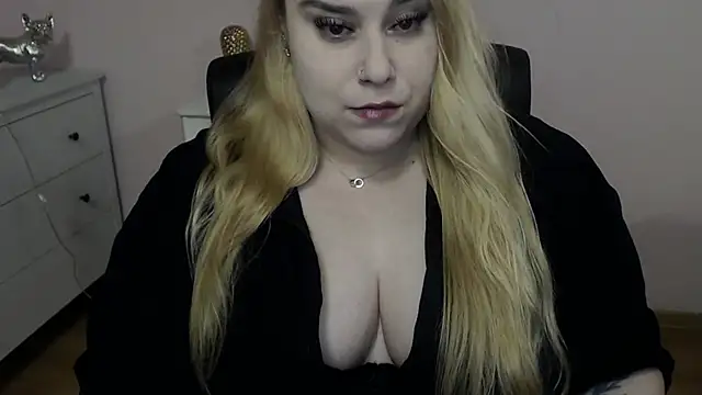 XgloryHAILEY online show from July 7, 8:57 pm