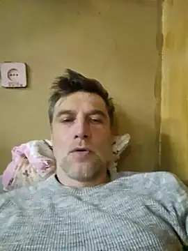 sparrow4791 online show from December 21, 4:03 pm