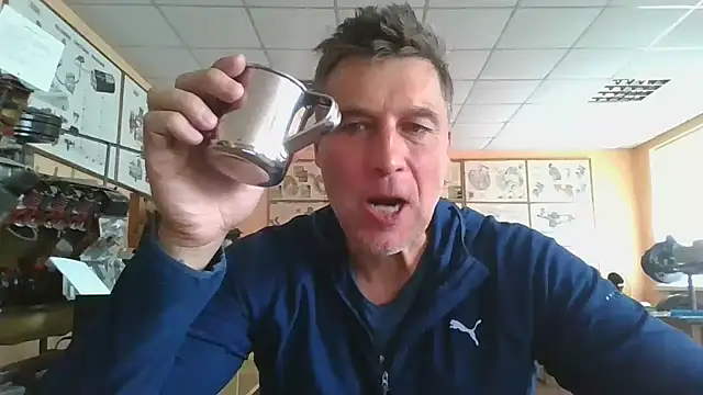 sparrow4791 online show from September 16, 5:08 am