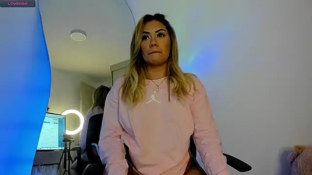 SussiVega online show from March 3, 10:10 pm