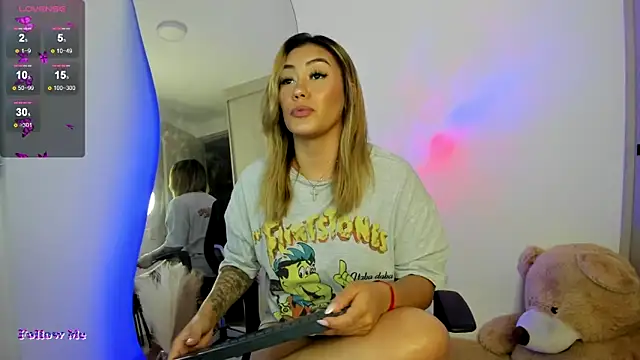 SussiVega online show from March 17, 11:32 pm