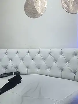 Snapshot of marylin_aboul chatting on May 14, 12:06 am marylin aboul online show from May 14, 12:06 am