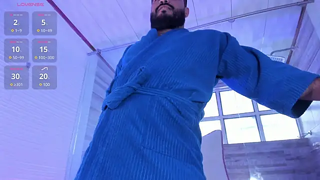 MichaelBear  online show from December 7, 3:52 pm