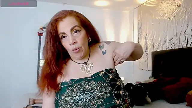 mussa hott online show from June 4, 9:10 pm