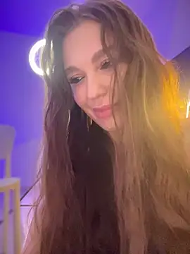 Emma Catt online show from December 22, 6:48 pm