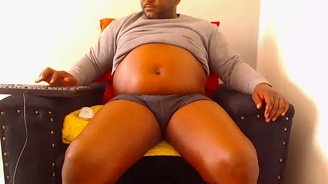 Snapshot of zuluboyxx chatting on July 23, 7:06 am zuluboyxx online show from July 23, 7:06 am