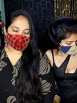 Snapshot of Sexy_anamika chatting on February 23, 1:13 am Sexy anamika online show from February 23, 1:13 am