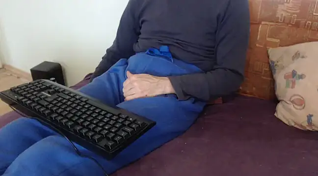 Snapshot of VASKOS178 chatting on December 2, 12:18 pm VASKOS178 online show from December 2, 12:18 pm
