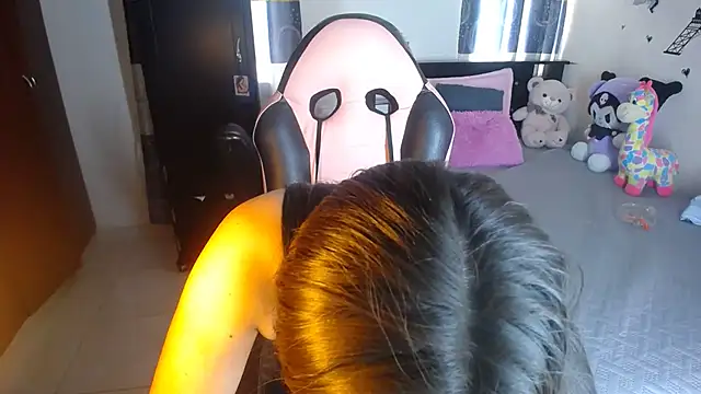 Snapshot of violeta_campbell chatting on October 24, 6:37 pm violeta campbell online show from October 24, 6:37 pm