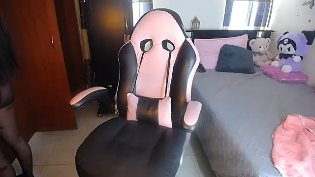 Snapshot of violeta_campbell chatting on October 26, 7:31 pm violeta campbell online show from October 26, 7:31 pm