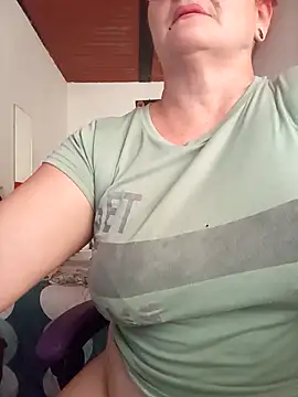 antonela ladiabla online show from March 3, 8:21 pm