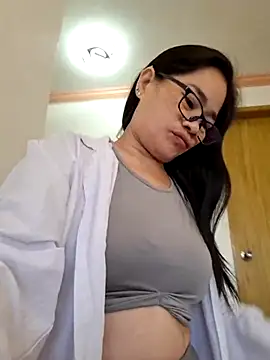 Snapshot of WinterMelon88 chatting on December 14, 9:25 am WinterMelon88 online show from December 14, 9:25 am