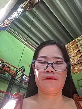 Snapshot of WinterMelon88 chatting on March 3, 5:46 am WinterMelon88 online show from March 3, 5:46 am