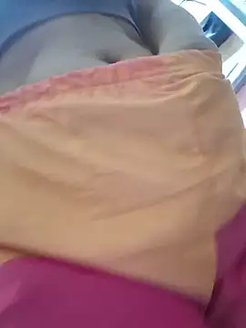 Snapshot of WinterMelon88 chatting on March 19, 2:04 am WinterMelon88 online show from March 19, 2:04 am